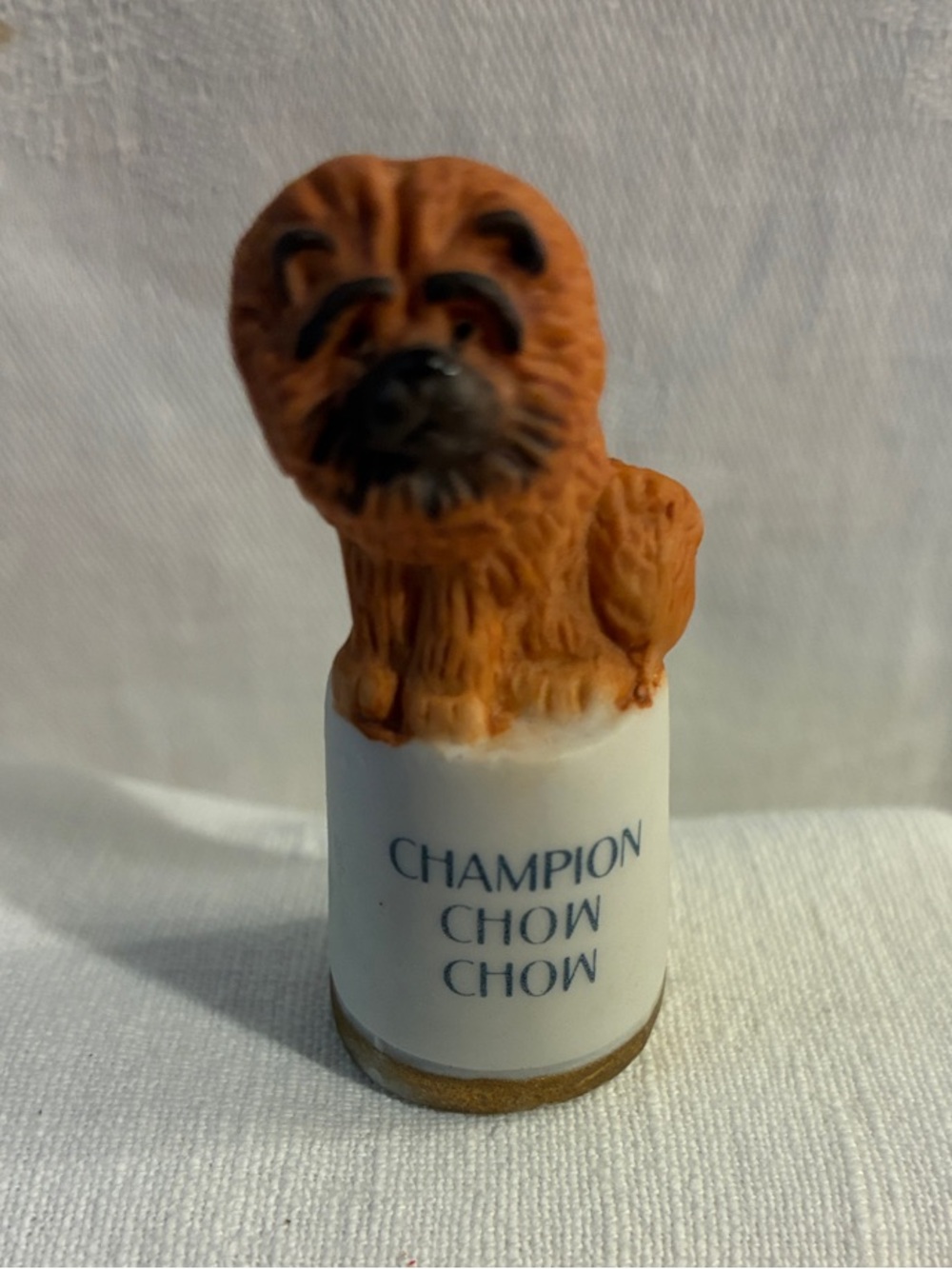 Enesco Bisque Porcelain Brown Dog Champion Chow chow Thimble Collectible Korea